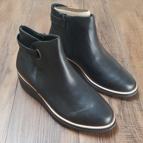 clarks sharon spring booties